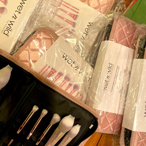 ❤️55%OFF!!❤️PRO LINE SET WET N WILD 10 BRUSH HIGH QUALITY ROSE GOLD SEALED! NEW! - Picture 3 of 11